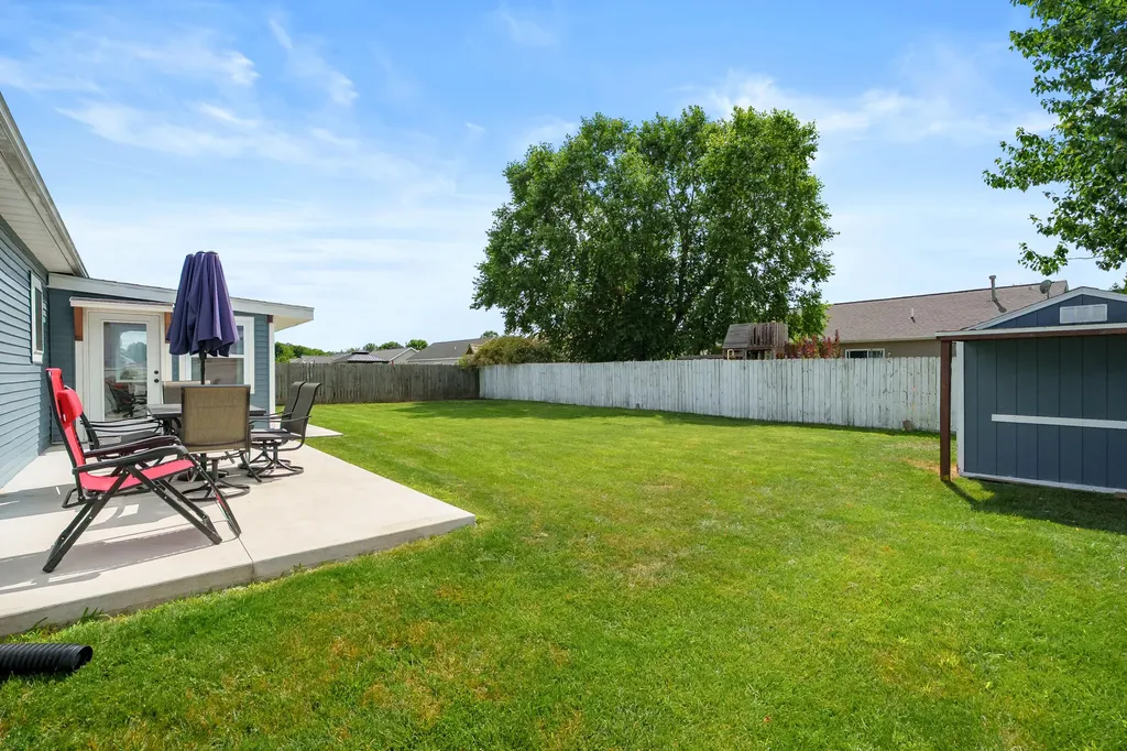 1138 Wintercherry Lane Vicksburg Village MI 49097
