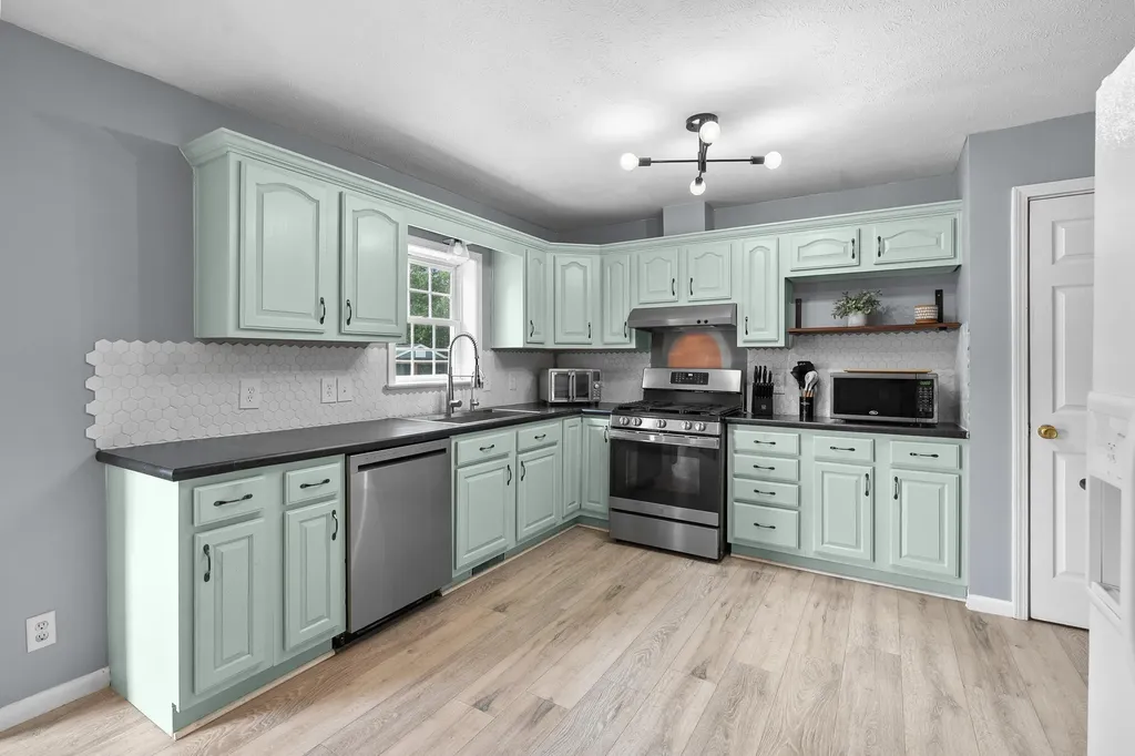 1138 Wintercherry Lane Vicksburg Village MI 49097