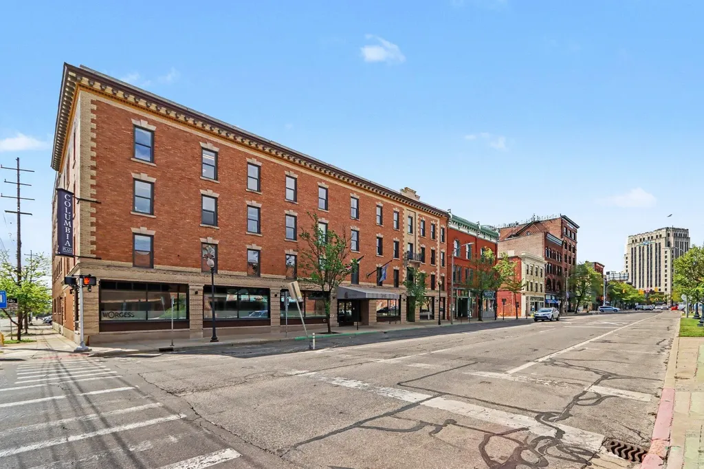 350 E Michigan Avenue Kalamazoo City MI 49007