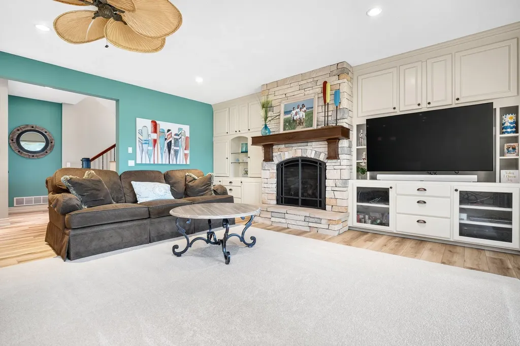 7705 S Indian Lake Drive Brady Township MI 49097