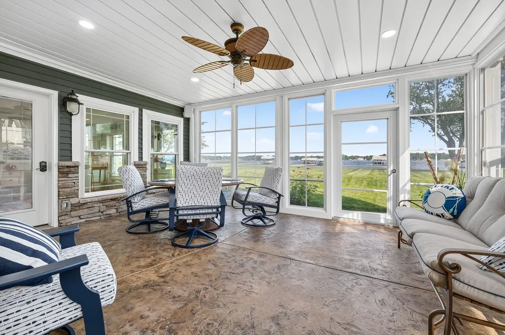 7705 S Indian Lake Drive Brady Township MI 49097