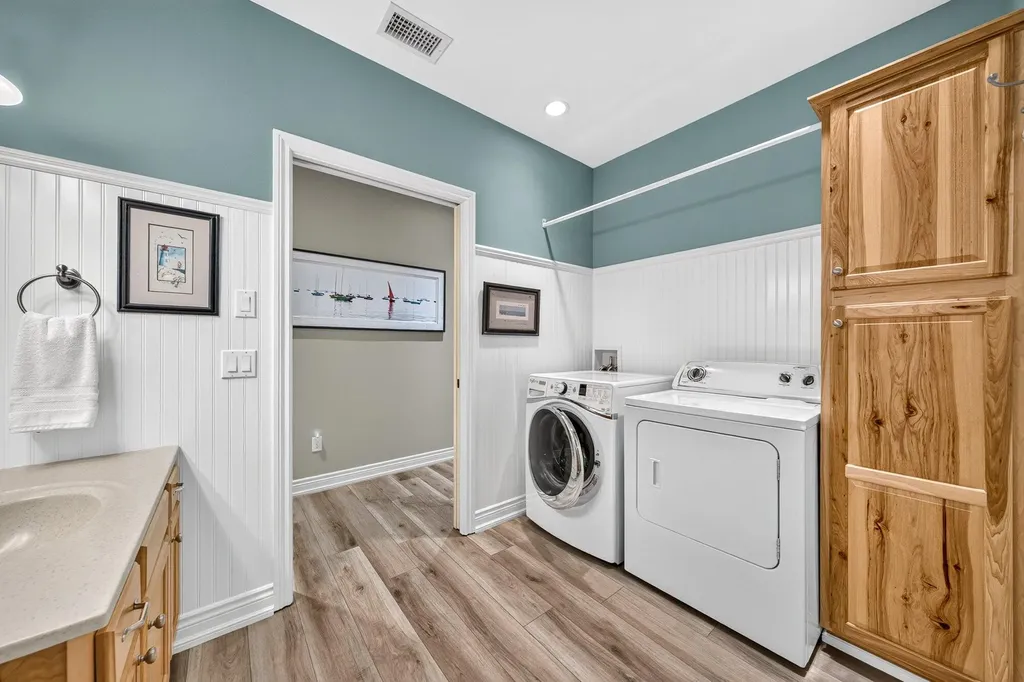7705 S Indian Lake Drive Brady Township MI 49097