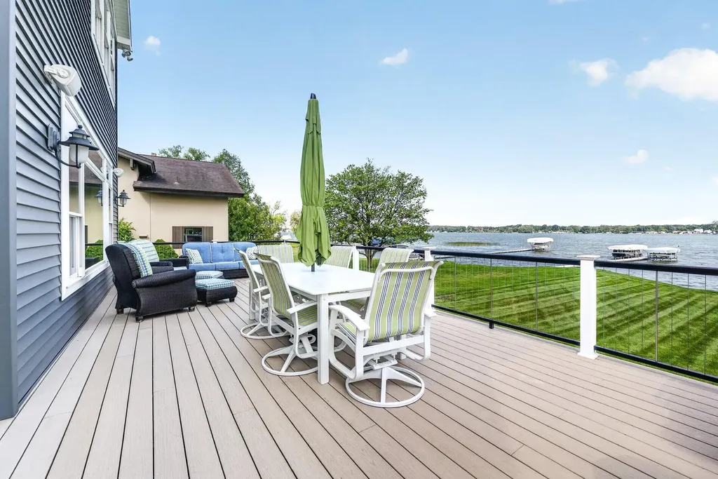 7705 S Indian Lake Drive Brady Township MI 49097