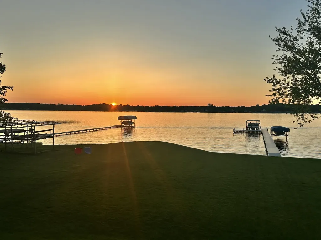 7705 S Indian Lake Drive Brady Township MI 49097