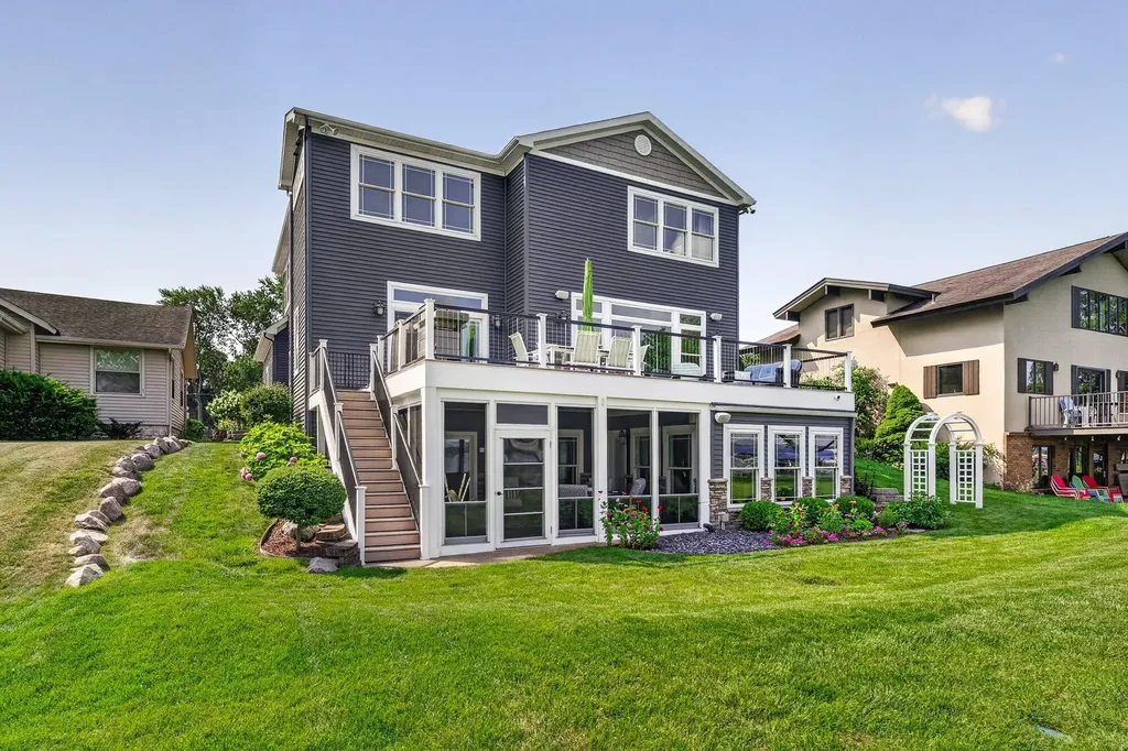7705 S Indian Lake Drive Brady Township MI 49097