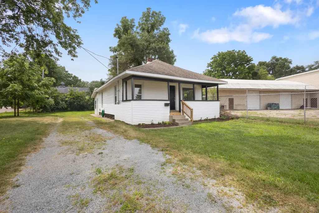 7 Avenue B Springfield City MI 49037