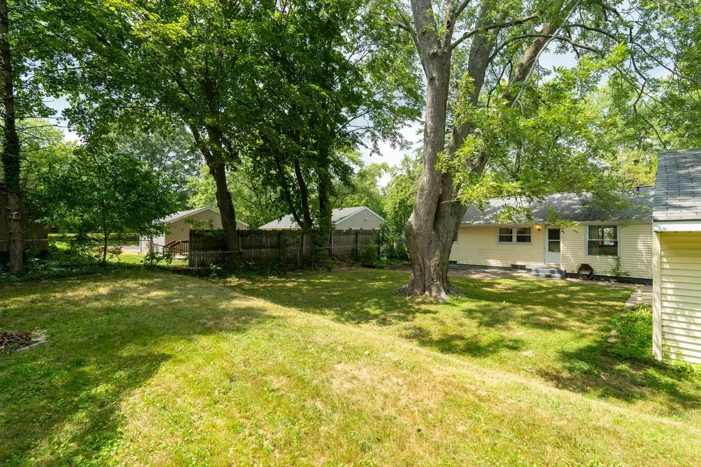 3721 Devonshire Avenue Kalamazoo Charter Township MI 49006
