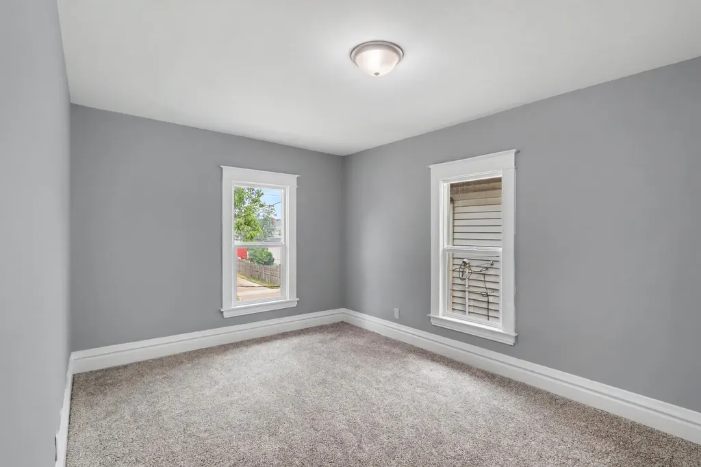 1117 Mills Street Kalamazoo City MI 49001