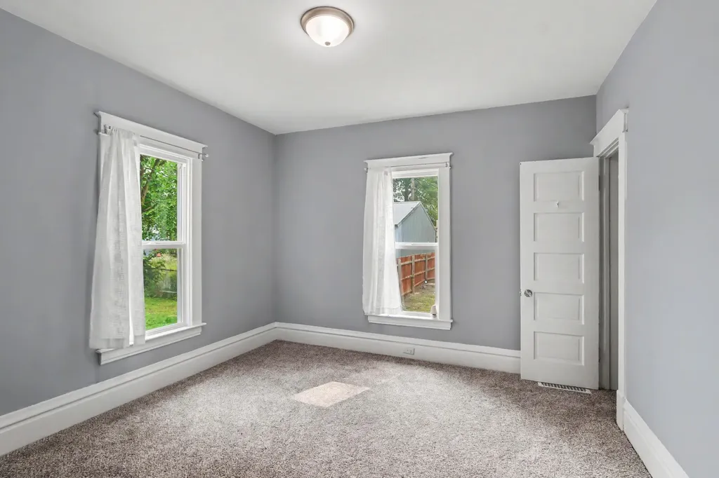 1117 Mills Street Kalamazoo City MI 49001