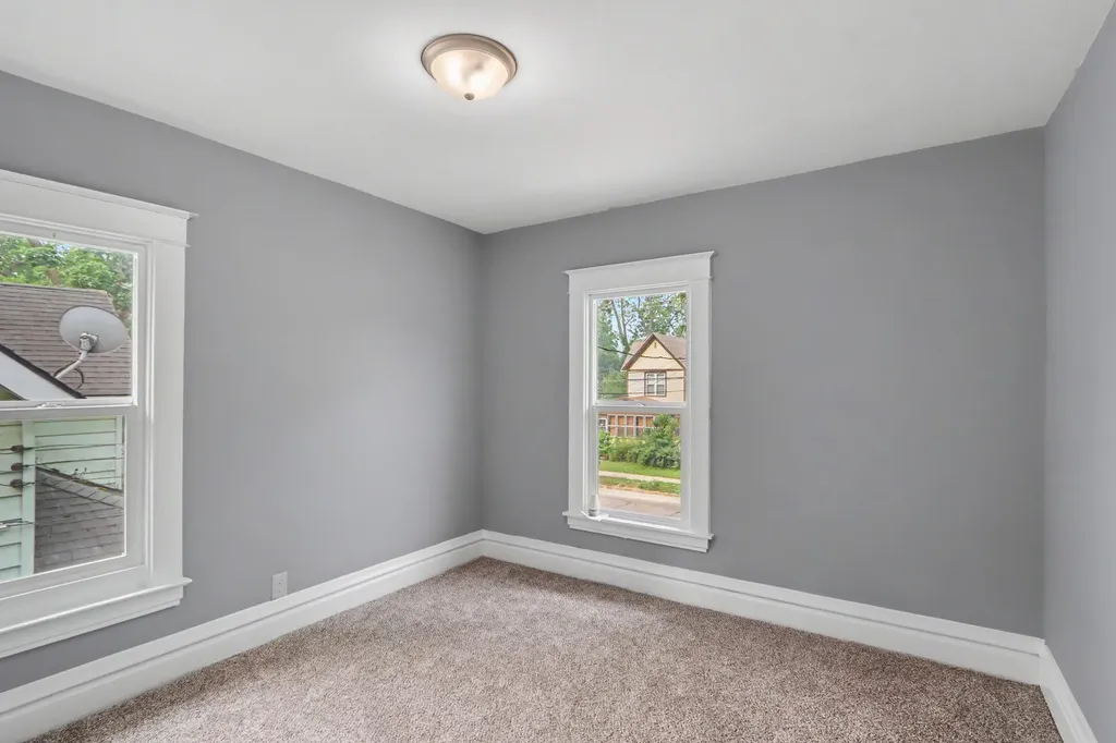 1117 Mills Street Kalamazoo City MI 49001
