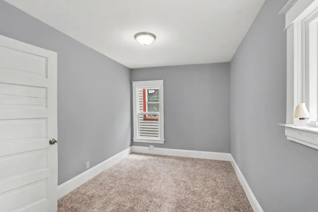 1117 Mills Street Kalamazoo City MI 49001