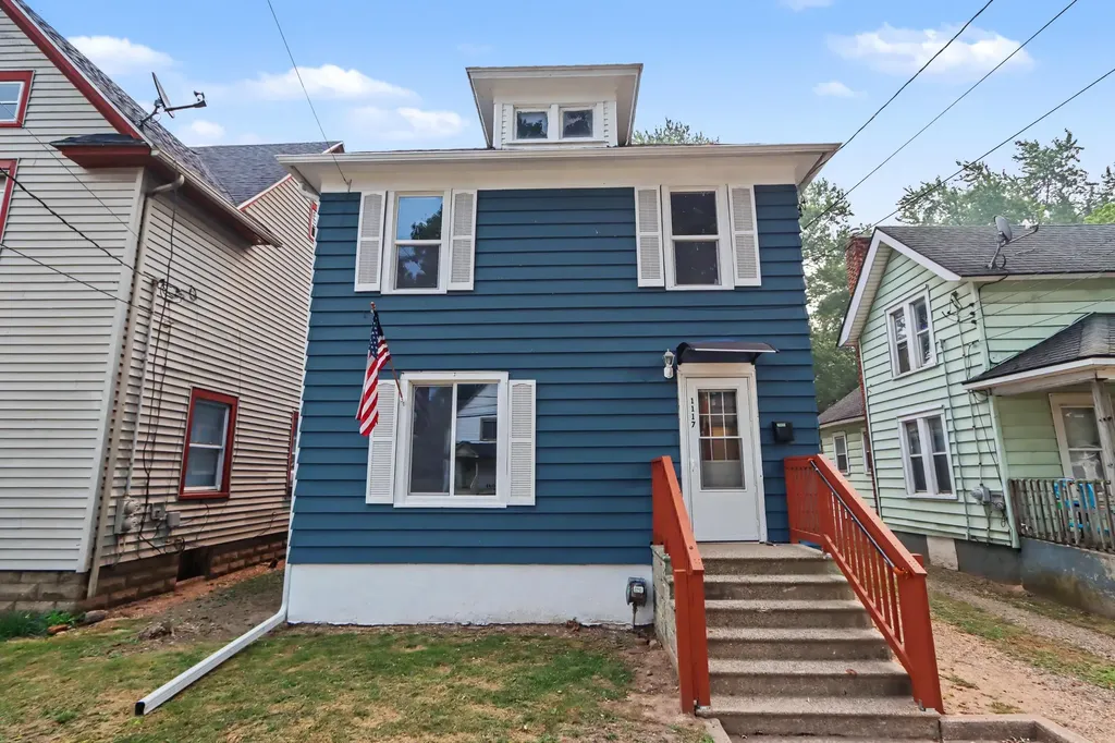 1117 Mills Street Kalamazoo City MI 49001