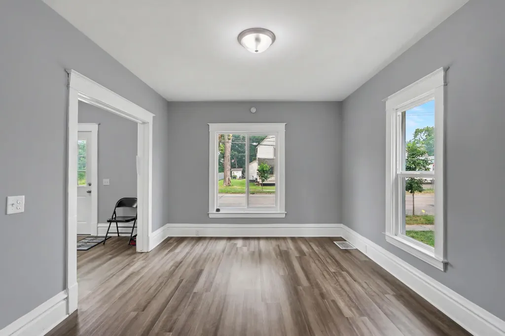 1117 Mills Street Kalamazoo City MI 49001