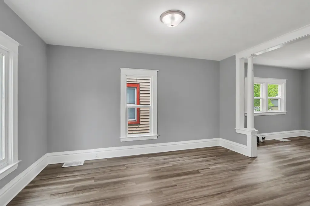 1117 Mills Street Kalamazoo City MI 49001