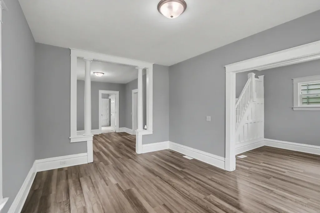 1117 Mills Street Kalamazoo City MI 49001