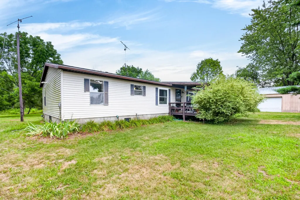 42956 6th Avenue Bloomingdale Township MI 49026