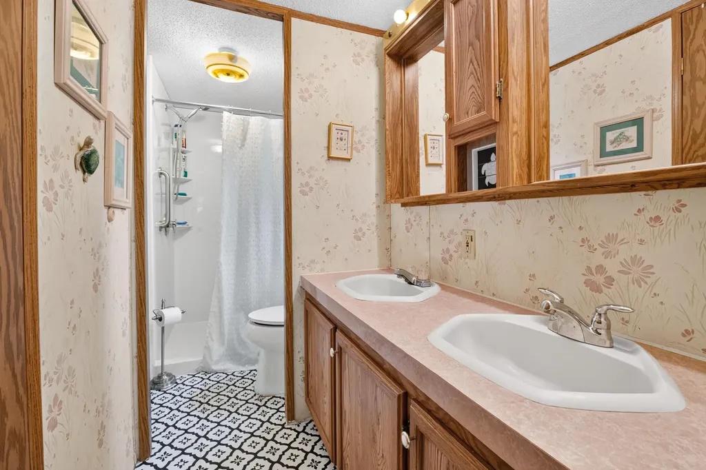 42956 6th Avenue Bloomingdale Township MI 49026