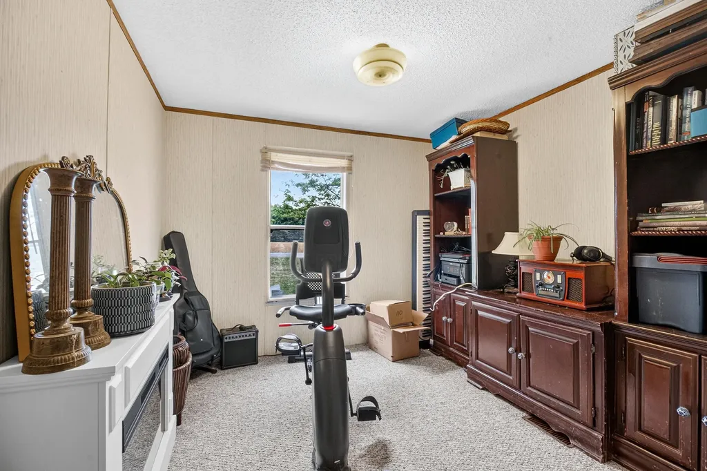 42956 6th Avenue Bloomingdale Township MI 49026