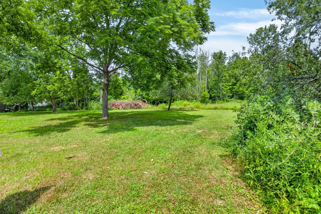 42956 6th Avenue Bloomingdale Township MI 49026