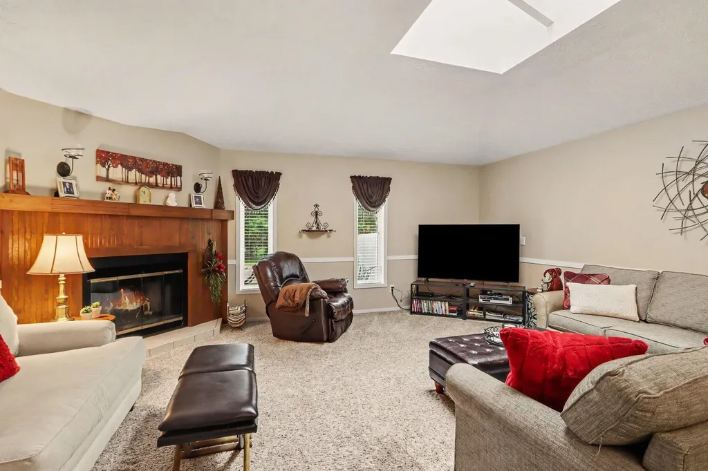 1604 W Kilgore Road Kalamazoo City MI 49008