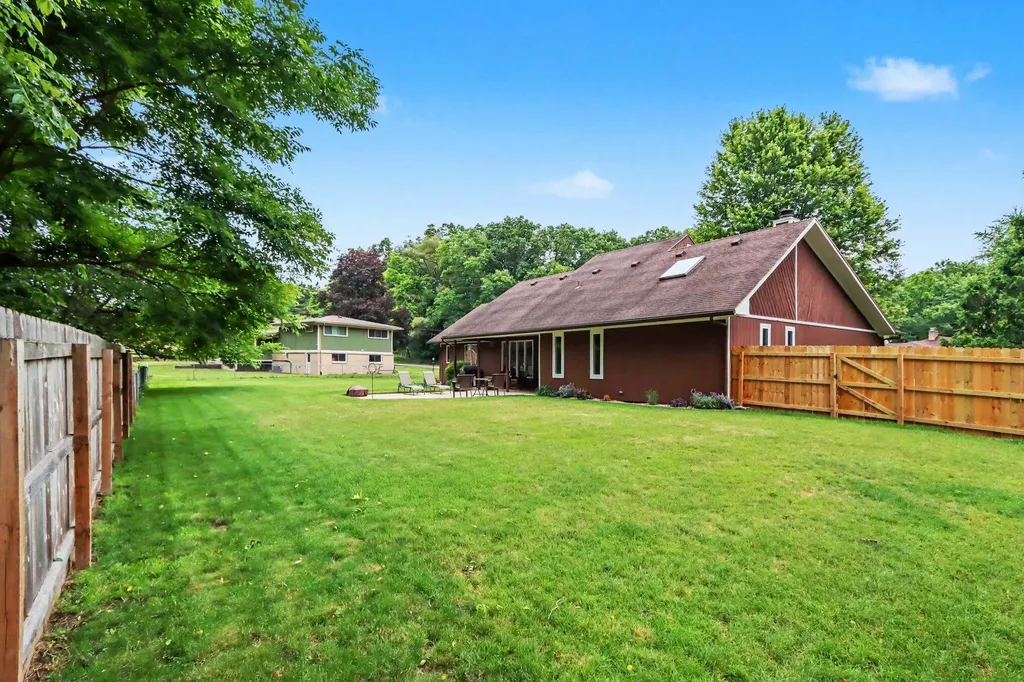 1604 W Kilgore Road Kalamazoo City MI 49008