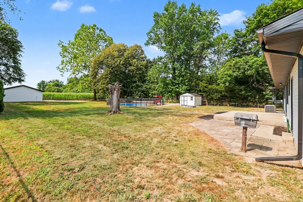 220 Pennbrook Trail Pennfield Charter Township MI 49017