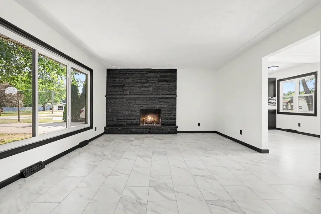 220 Pennbrook Trail Pennfield Charter Township MI 49017