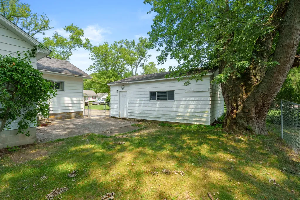 6170 Copeland Avenue Comstock Charter Township MI 49048