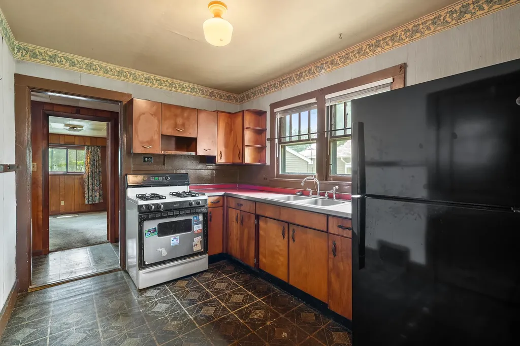 6170 Copeland Avenue Comstock Charter Township MI 49048
