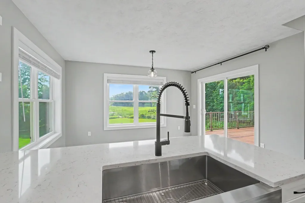 13825 Peninsula Drive Charleston Township MI 49053