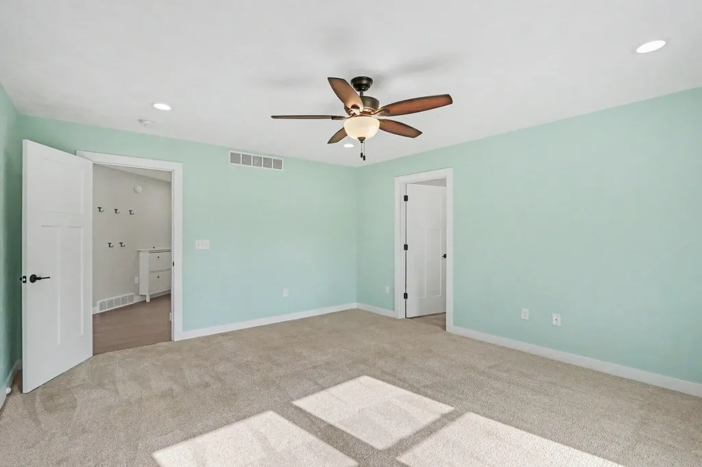 13825 Peninsula Drive Charleston Township MI 49053