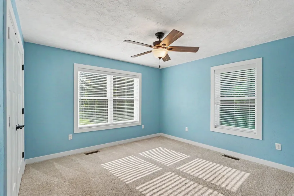 13825 Peninsula Drive Charleston Township MI 49053