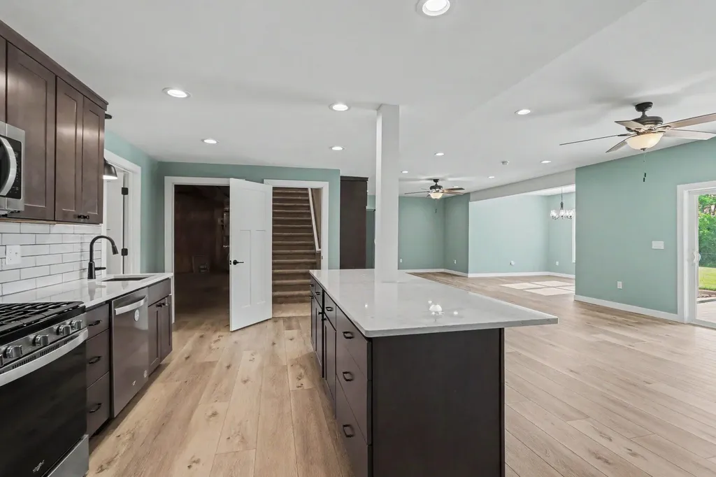 13825 Peninsula Drive Charleston Township MI 49053