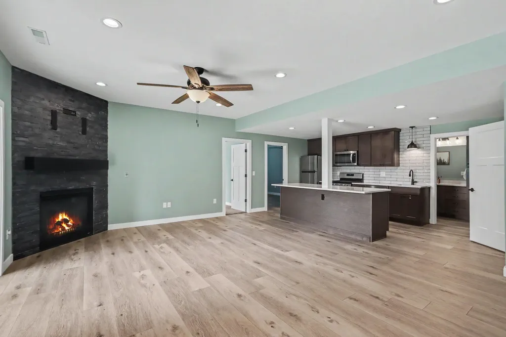 13825 Peninsula Drive Charleston Township MI 49053
