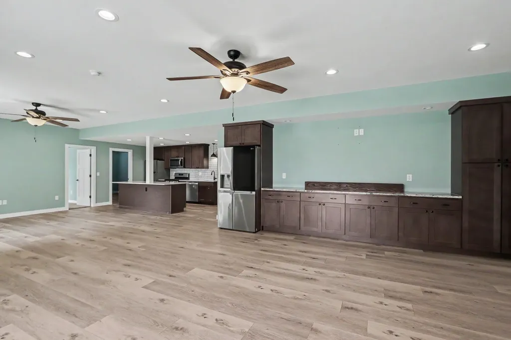 13825 Peninsula Drive Charleston Township MI 49053