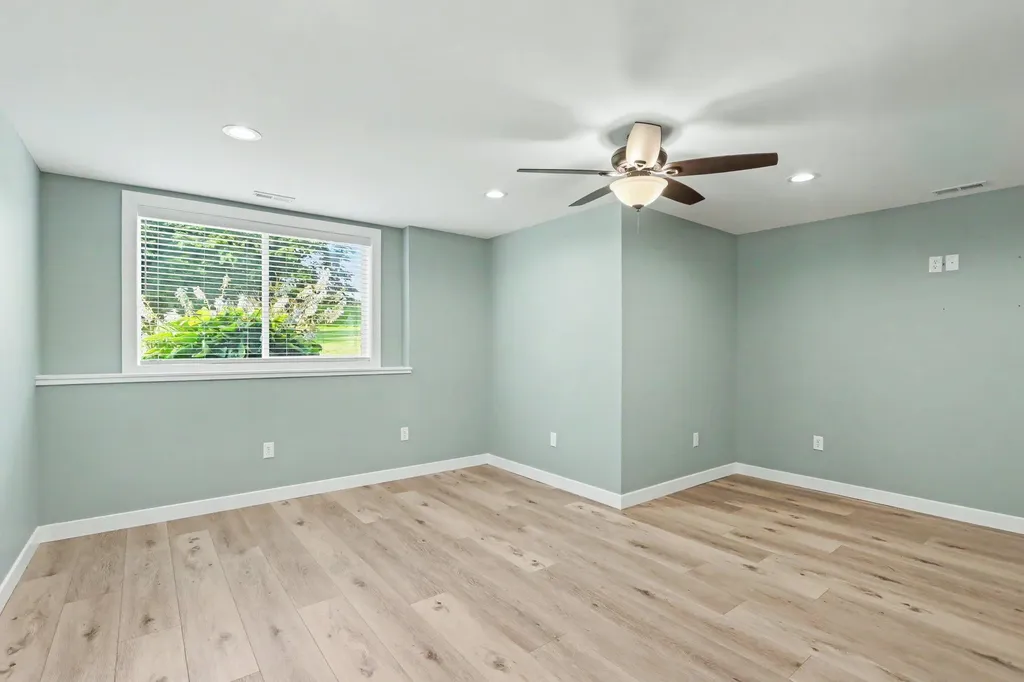 13825 Peninsula Drive Charleston Township MI 49053
