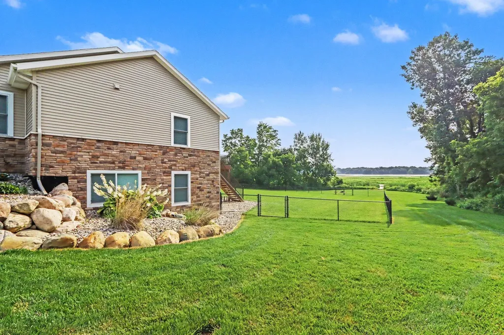 13825 Peninsula Drive Charleston Township MI 49053