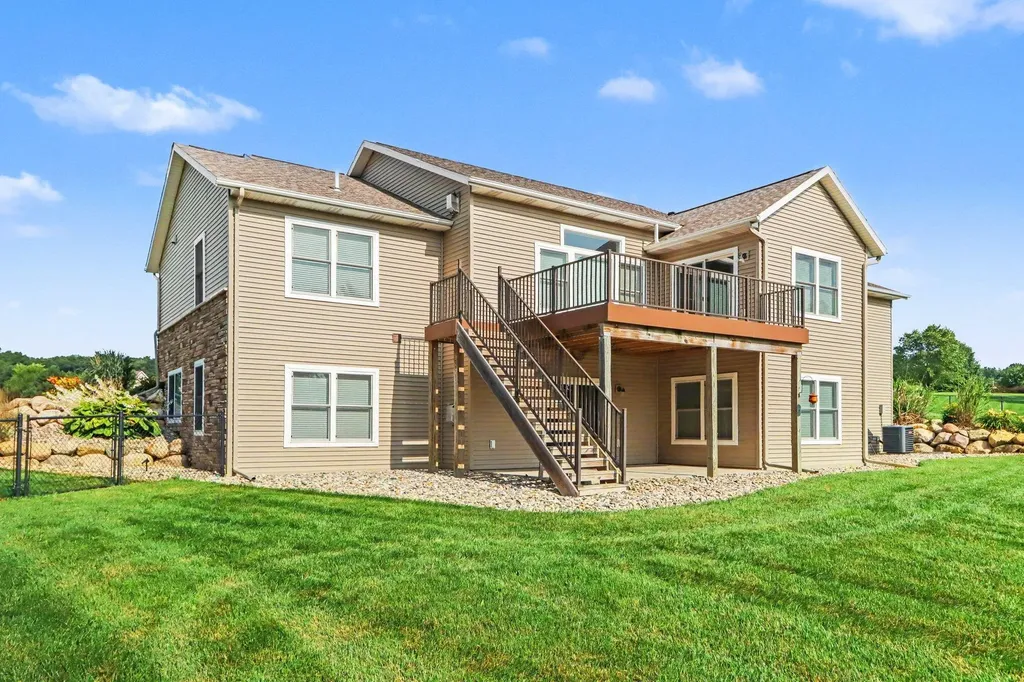 13825 Peninsula Drive Charleston Township MI 49053
