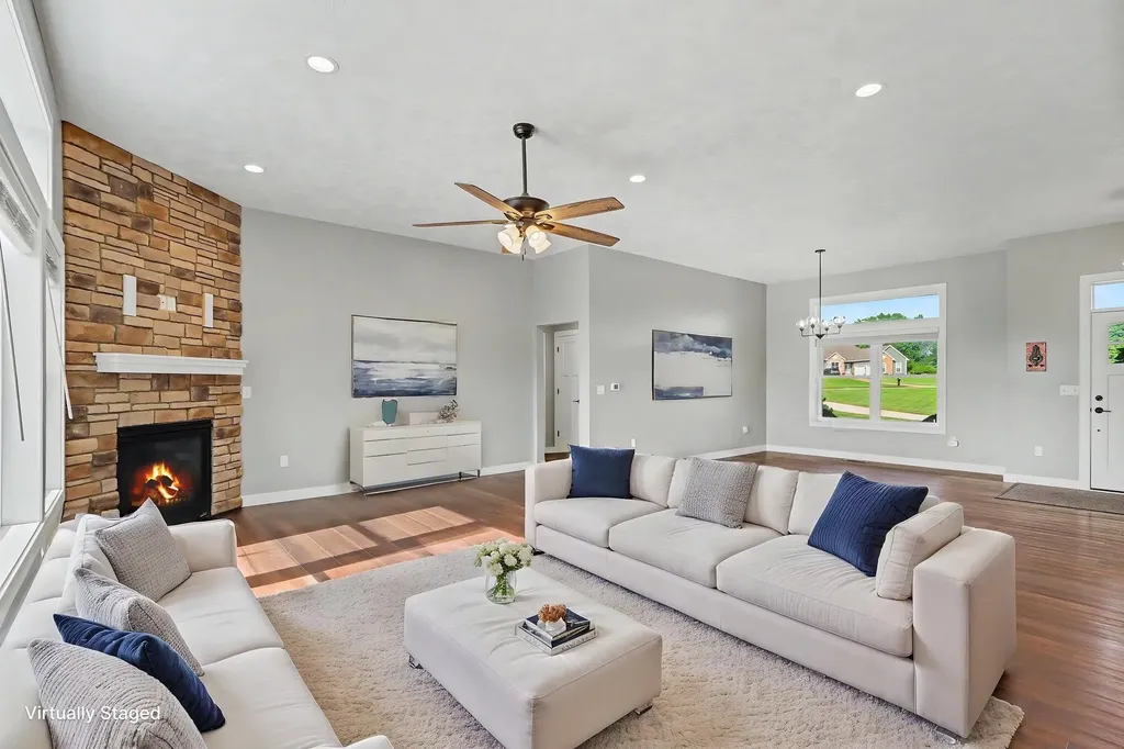13825 Peninsula Drive Charleston Township MI 49053