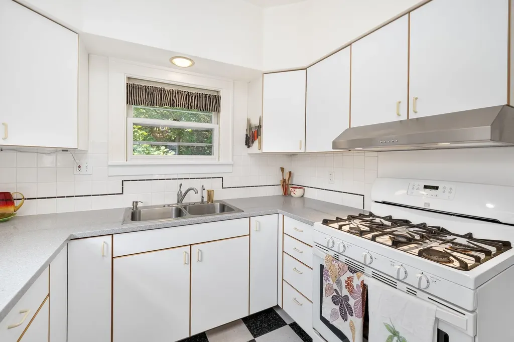 1621 Prairie Place Kalamazoo City MI 49006