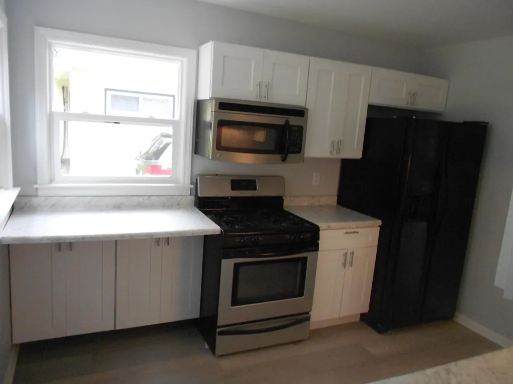627 Clearview Street Kalamazoo Charter Township MI 49048