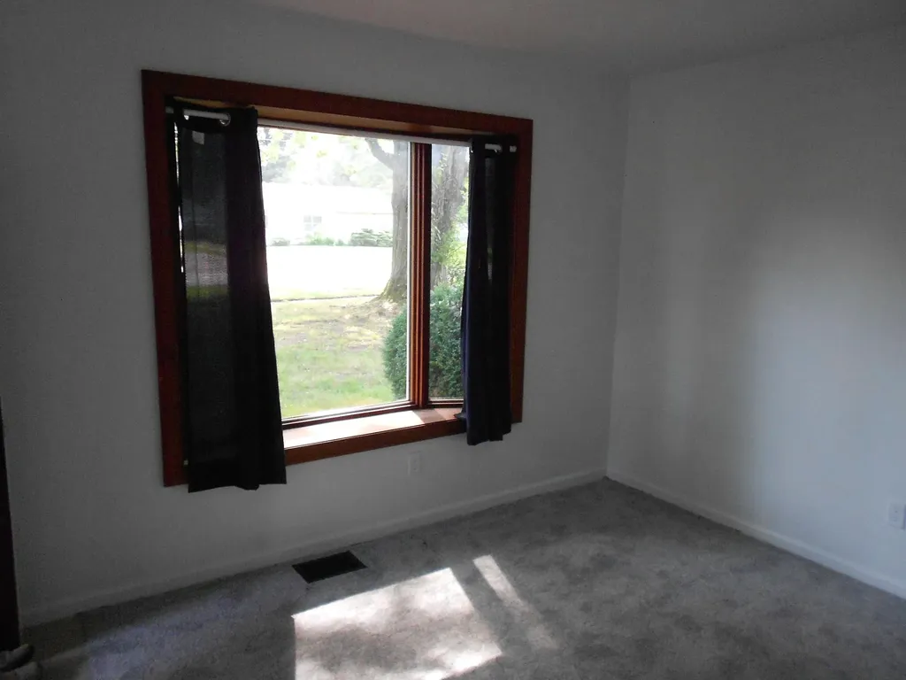 627 Clearview Street Kalamazoo Charter Township MI 49048