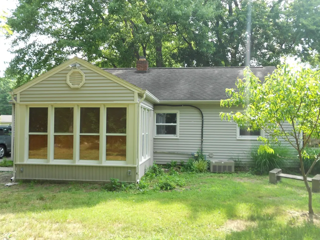 627 Clearview Street Kalamazoo Charter Township MI 49048