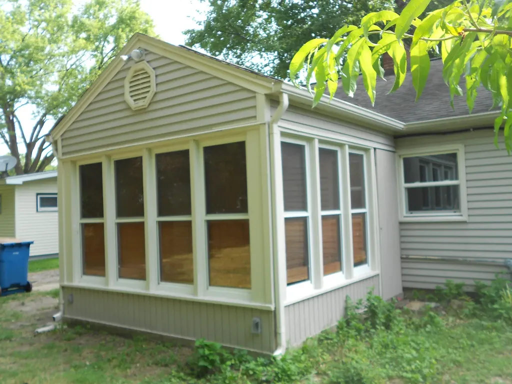 627 Clearview Street Kalamazoo Charter Township MI 49048