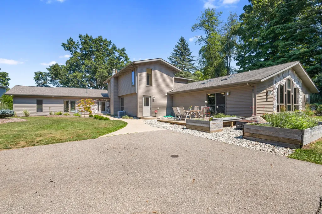 12180 E D Avenue Ross Township MI 49083