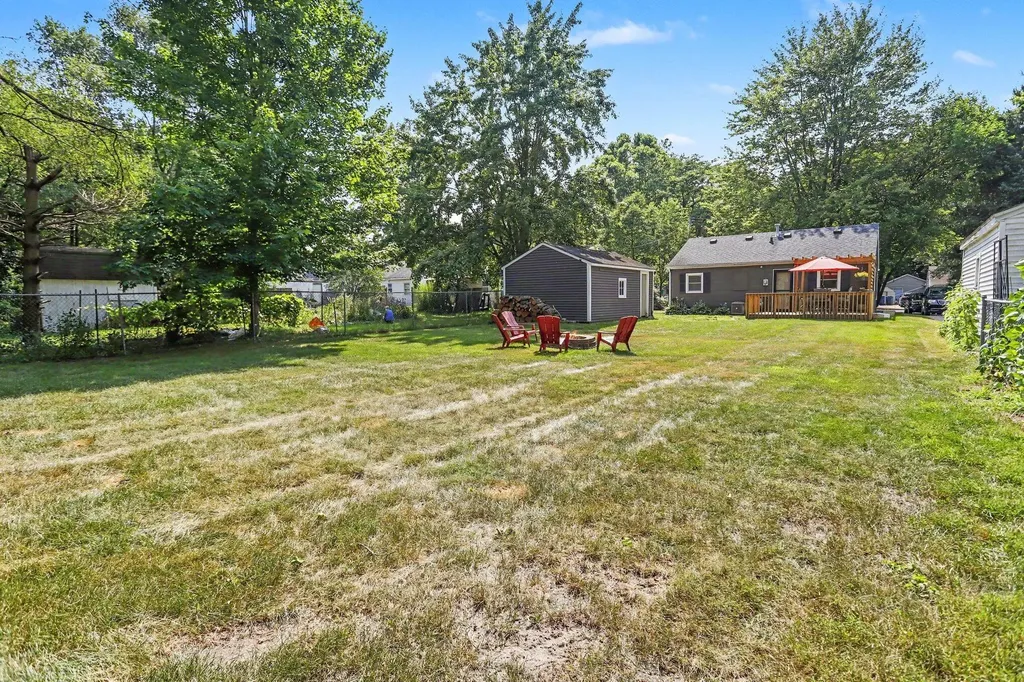 1320 Craft Avenue Kalamazoo Charter Township MI 49048