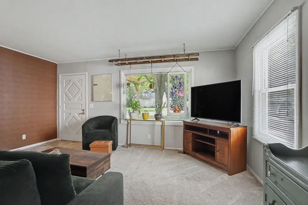 1320 Craft Avenue Kalamazoo Charter Township MI 49048