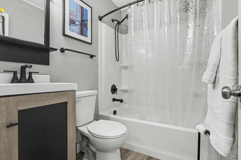 1320 Craft Avenue Kalamazoo Charter Township MI 49048