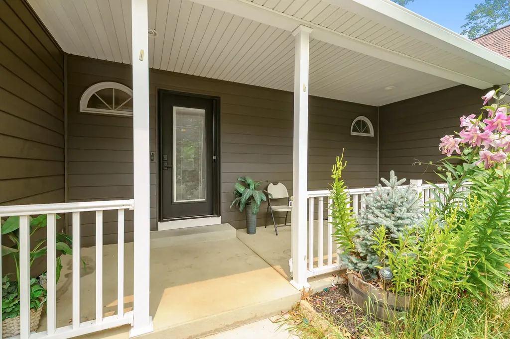 506 W Osterhout Avenue Portage City MI 49024
