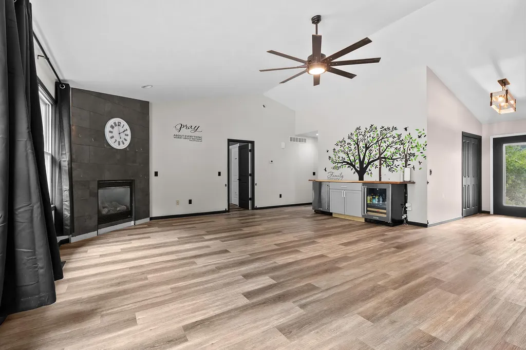 506 W Osterhout Avenue Portage City MI 49024